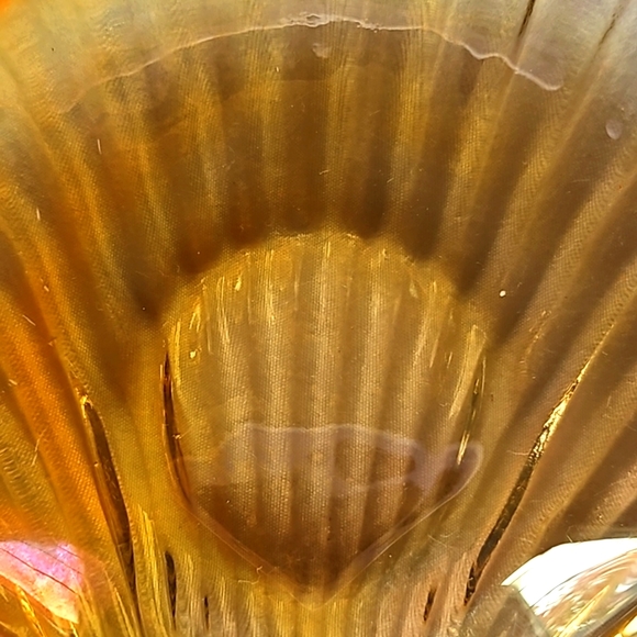 Carnival Glass Sea Shell Trinket Dish - Picture 4 of 5